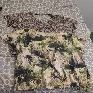 Croft & Barrow Cream and Green Graphic Blouse Short Sleeve